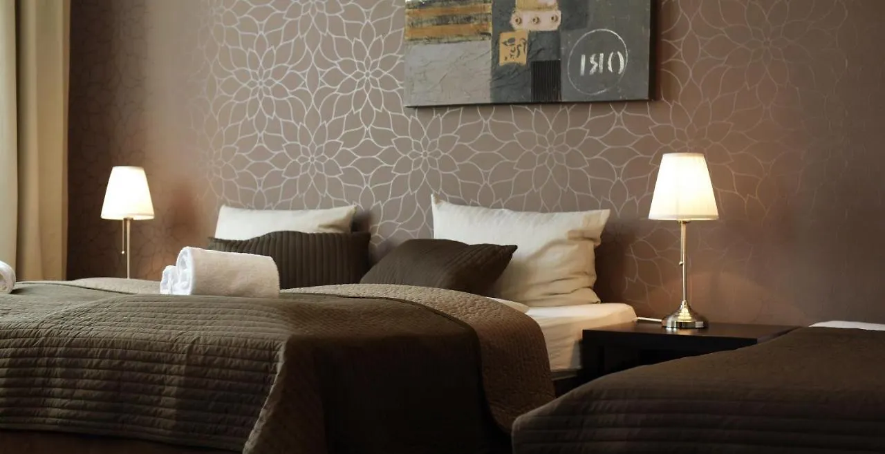 Hotel Buergerhof Cologne 3*,