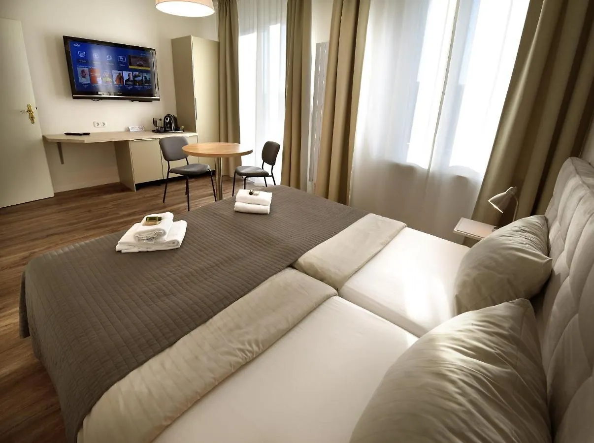 Hotel Buergerhof Cologne 3*,  Germany